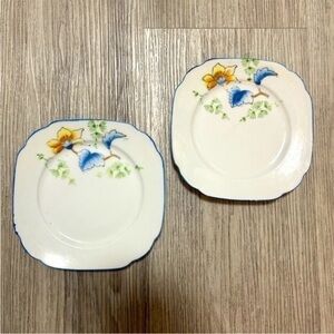Vintage rare mid century pretty hand painted 6 inch China plates. Made in Japan